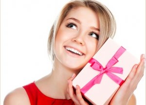 <p>Как правильно принимать и дарить подарки?</p>