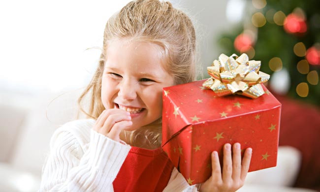 Какой сделать подарок на год ребенку 
