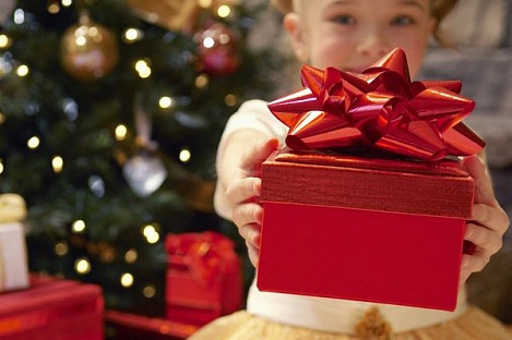 Дети Нижнего Новгорода получат новогодние подарки на сумму около 13 миллионов рублей