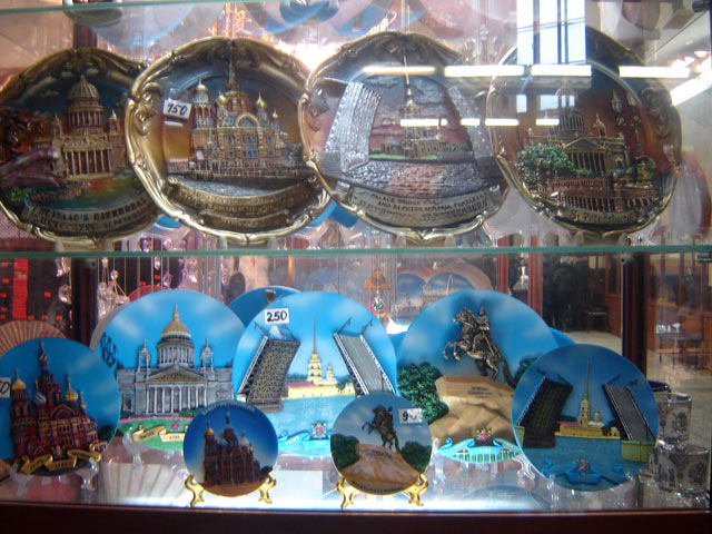 Сувениры Санкт Петербурга – оригинальные и неповторимые в своей красоте!