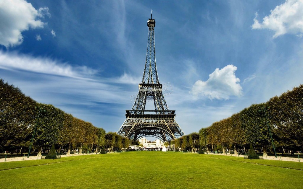 Парижский сувенир   эйфелева башня 